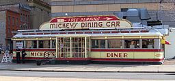 Mickey's Diner PHOTO BY: AlexiusHoratius (Own work) [CC-BY-SA-3.0 (http://creativecommons.org/licenses/by-sa/3.0)], via Wikimedia Commons